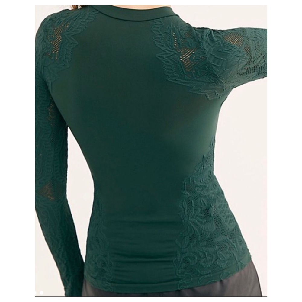 NEW FREE PEOPLE GREEN LONG SLEEVE MESH TOP - Picture 6 of 8
